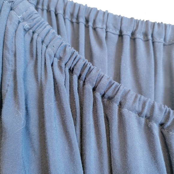 Lilly Pulitzer True Blue Sain Blouse Tassel Elastic Neck Sz S - Picture 6 of 10